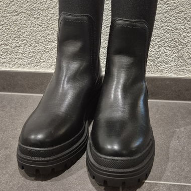 Schwarze Stiefel