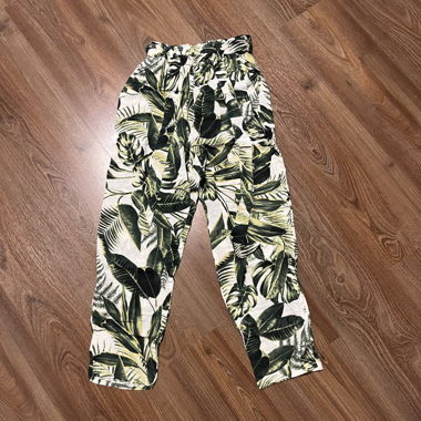 pantaloni con motivo vegetale