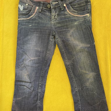 Jeans Armani pour femmes