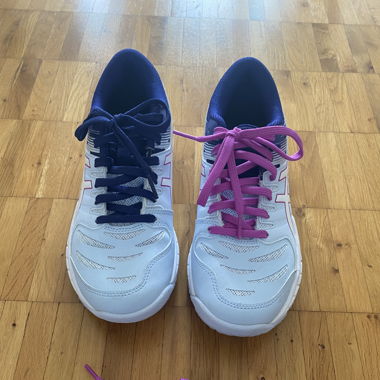 Hallenschuhe ASICS 