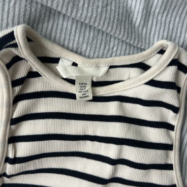 Gestreiftes Top