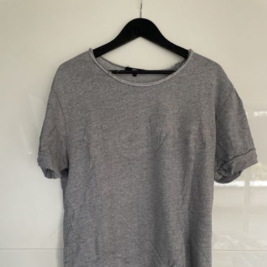 Tigha T-Shirt 