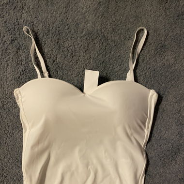 Skims style body 