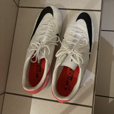 Nike Air Zoom Hallenschuhe