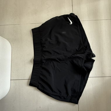 Pantaloncini sportivi neri Nike