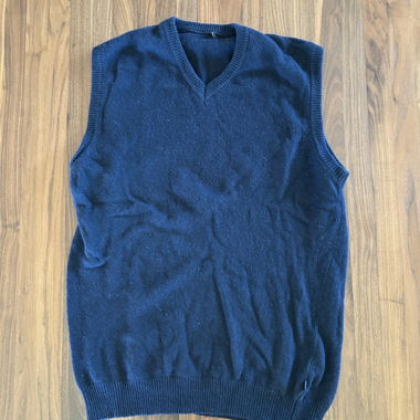 Blue knit vest 