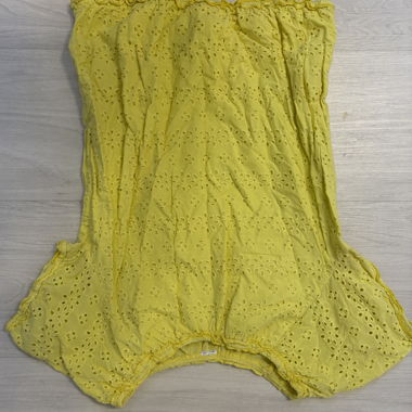 Top giallo a maniche corte