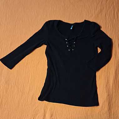 Petit pull noir 