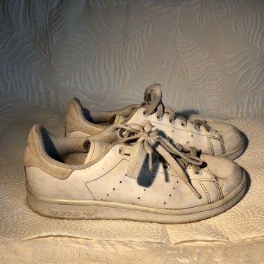 Adidas Sneakers