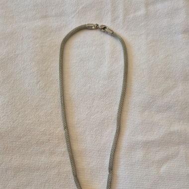 Collier pierre cardin 