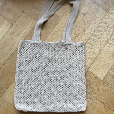 Beige crochet tote bag