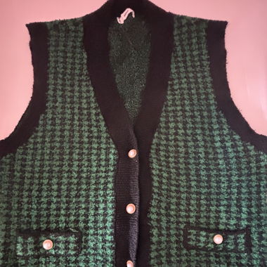 Grün schwarz karierte Strickjacke 