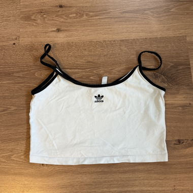 Haut court Adidas
