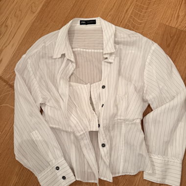 Zara-Hemd mit Streifen und Knopfleiste mit Korsett, Grösse M