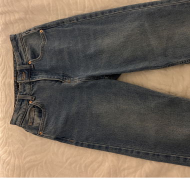 Jeans coupe droite taille haute