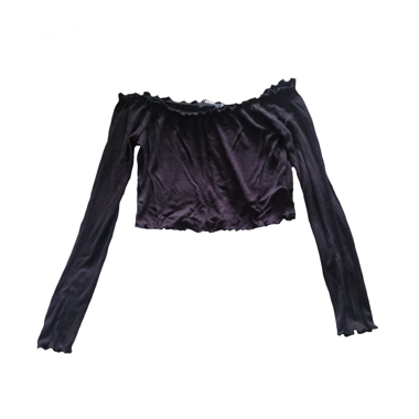 Top nero off-shoulder a maniche lunghe