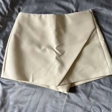 ZARA Shorts Gr. M