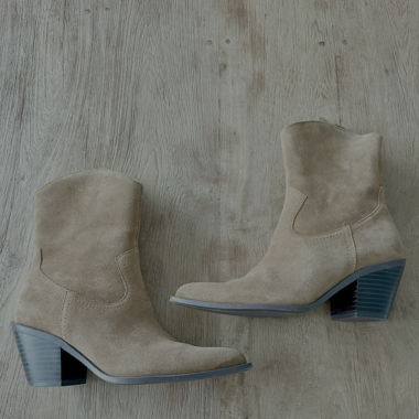 Stradivarius Stiefeletten Grösse 37