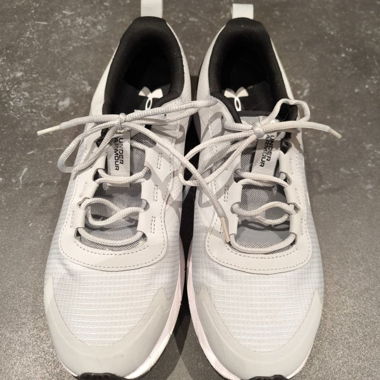 Under Armour HOVR SONIC Laufschuhe
