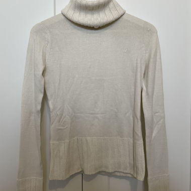 Maglione dolcevita crema