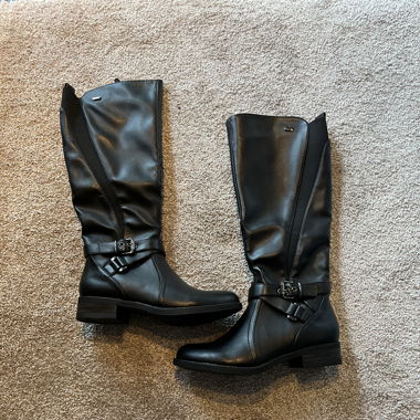 Schwarze Stiefel