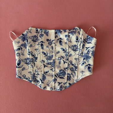 Blumiges Korsett-Top