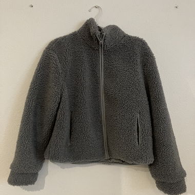 Graue Teddy Jacke Grösse XS