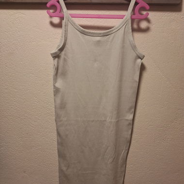 Mid-thigh dress