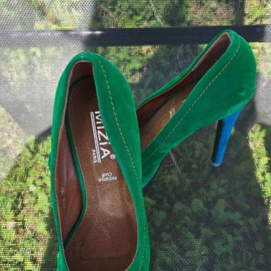 Chaussures à talon en velours 37