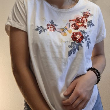 T shirt mit Blumenranke