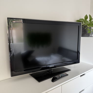 Samsung TV 40” Full HD und Fire TV Stick