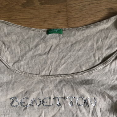 benetton oberteil strass steine