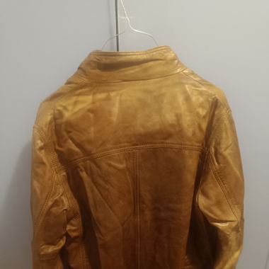 Veste en cuir très douce effet délavé taille 48