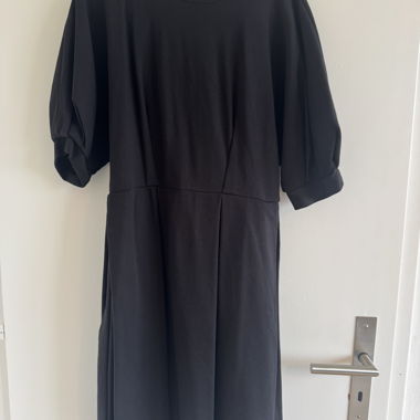 Black Closet London Dress