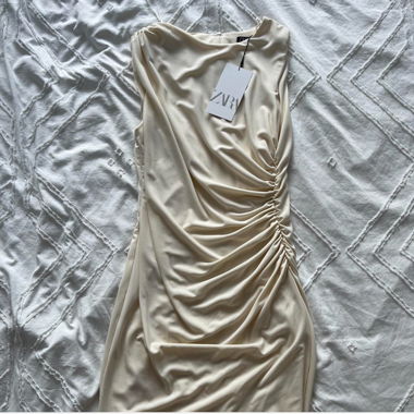 Brand neues Zara Kleid