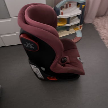 Britax Kindersitz 9-18 kg