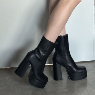 Bottines à talons compensées 