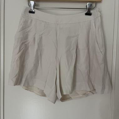Short beige H&M