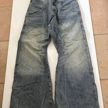 Cargo-Jeans mit hellem Wasch (noch nie getragen)