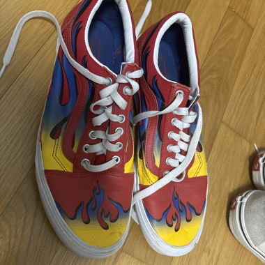 Vans Old Skool – Flame Design – Rot/Gelb/Blau 