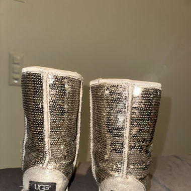 UGG - goldig - EU 37