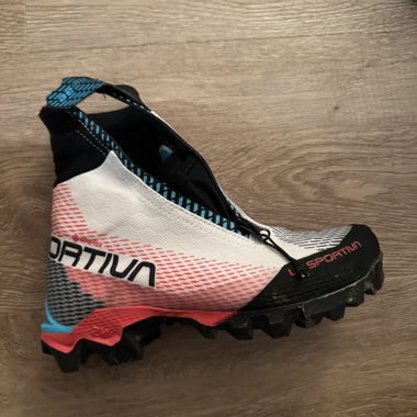 La sportiva 38