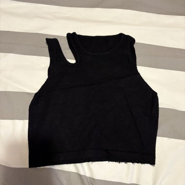 Schwarzes Croptop
