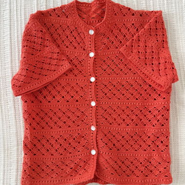 Cardigan vintage all'uncinetto rosso