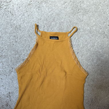Top Estivo Giallo