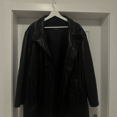 Giacca in pelle nera