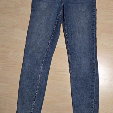 H&M Skinny Jeans in Dunkelblau