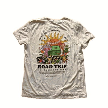 T-shirt grafico Road Trip