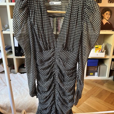 Abito stampato nero e bianco Zara – Taglia S