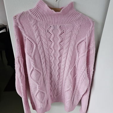 Stehkragenpullover Pink mit schönem Muster